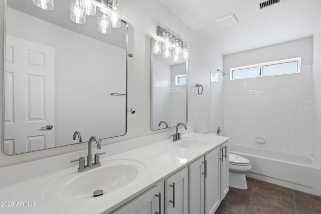 908 E VERBENA Drive, Phoenix, AZ 85048