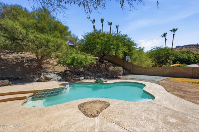 908 E VERBENA Drive, Phoenix, AZ 85048