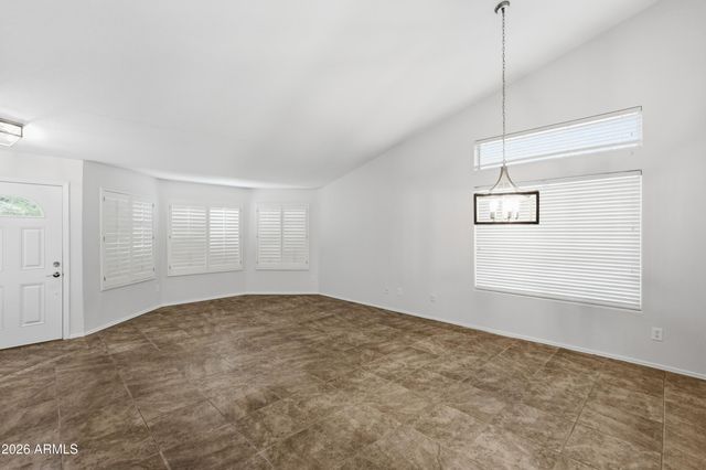 908 E VERBENA Drive, Phoenix, AZ 85048