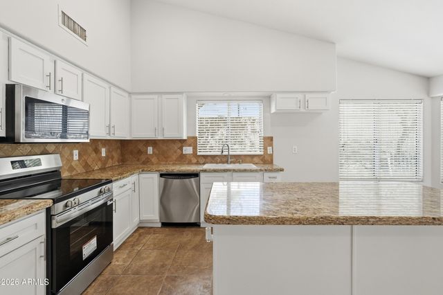 908 E VERBENA Drive, Phoenix, AZ 85048