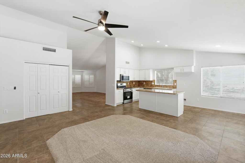 908 E VERBENA Drive, Phoenix, AZ 85048 — photo 5