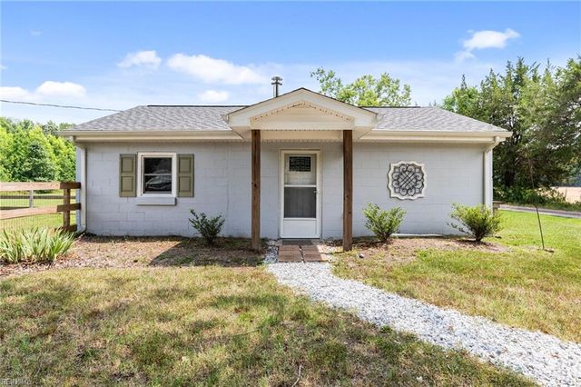 8016 Brays Point RD, Hayes, VA 23072