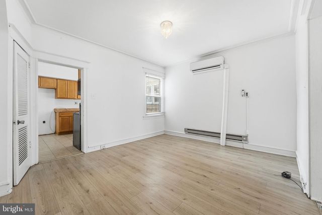 5318 ARLINGTON ST, Philadelphia, PA 19131