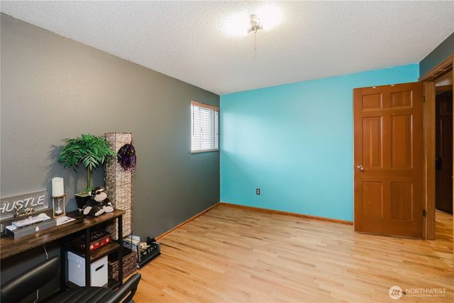 6850 E Grandview Street, Tacoma, WA 98404