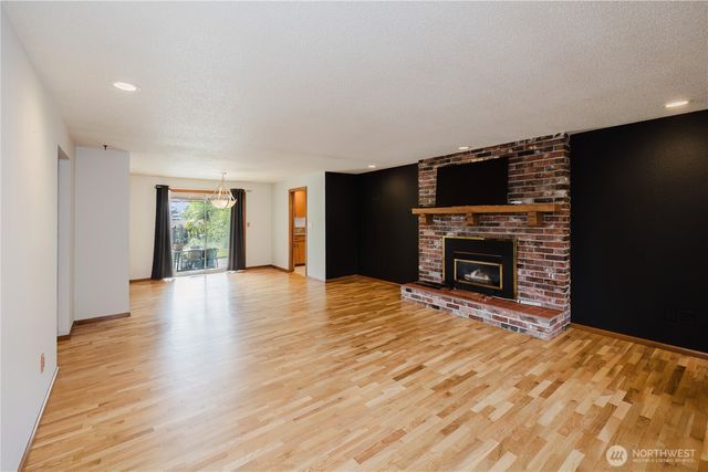 6850 E Grandview Street, Tacoma, WA 98404
