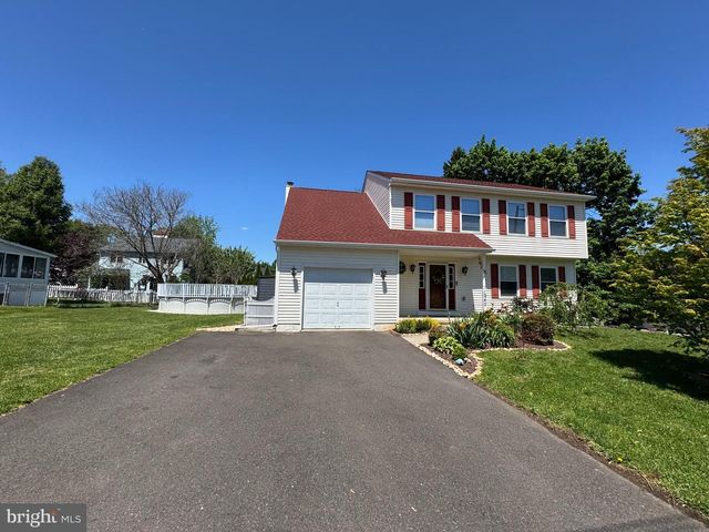 1942 OAKFORD AVE, Feasterville Trevose, PA 19053