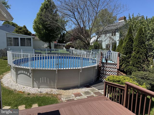 1942 OAKFORD AVE, Feasterville Trevose, PA 19053