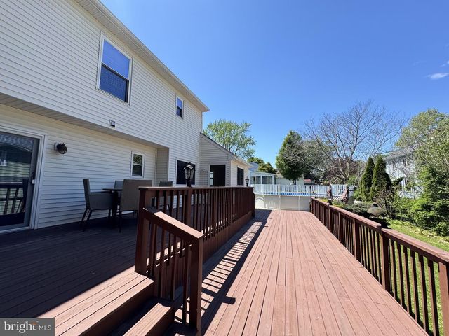 1942 OAKFORD AVE, Feasterville Trevose, PA 19053