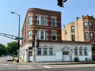 3601 W Diversey Avenue, Chicago, IL 60647