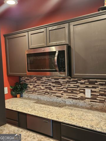 118 Shimmering Waters Lane, Fayetteville, GA 30214