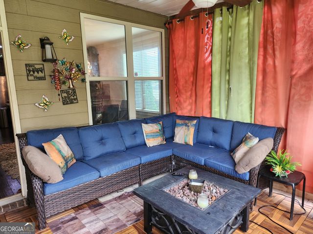 118 Shimmering Waters Lane, Fayetteville, GA 30214