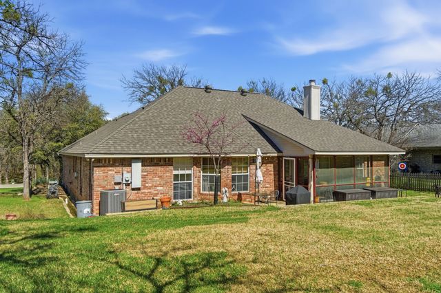 6511 Westover Drive, Granbury, TX 76049