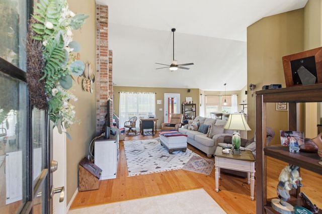 6511 Westover Drive, Granbury, TX 76049