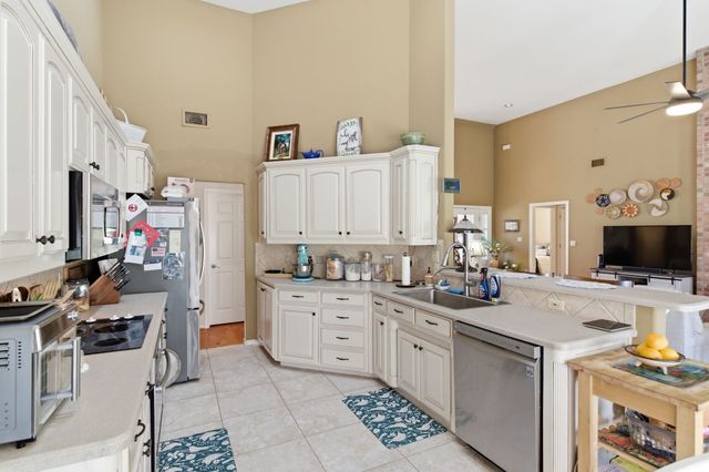 6511 Westover Drive, Granbury, TX 76049