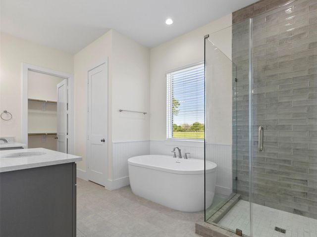 226 Hydrangea DR, Smithville, TX 78957