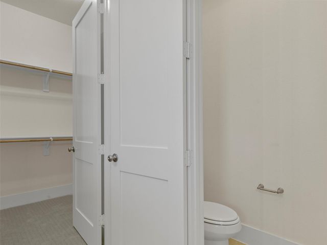 226 Hydrangea DR, Smithville, TX 78957