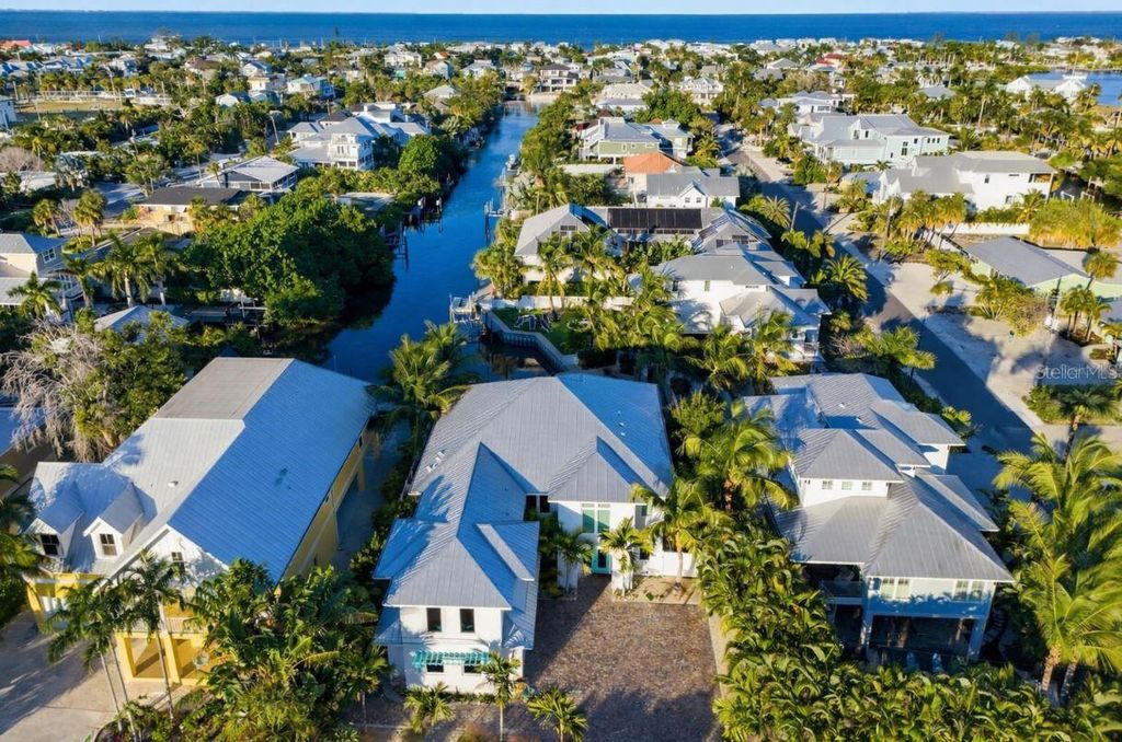50 N SHORE DRIVE, ANNA MARIA, FL 34216 — photo 3