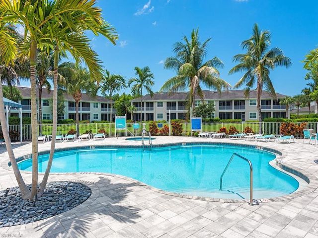 6960 Avalon CIR 803, Naples, FL 34112