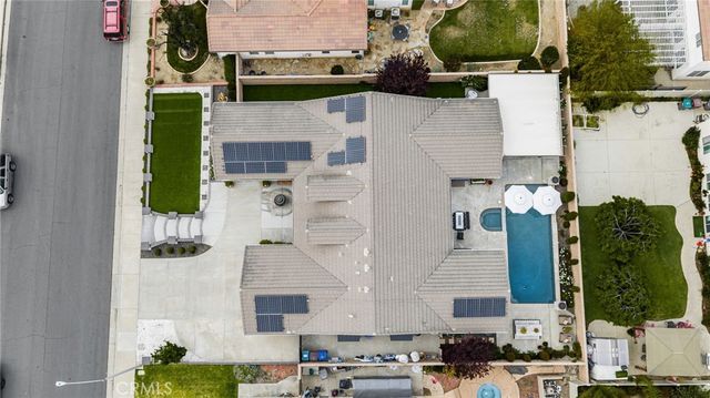 12492 Poinsetta, Riverside, CA 92503