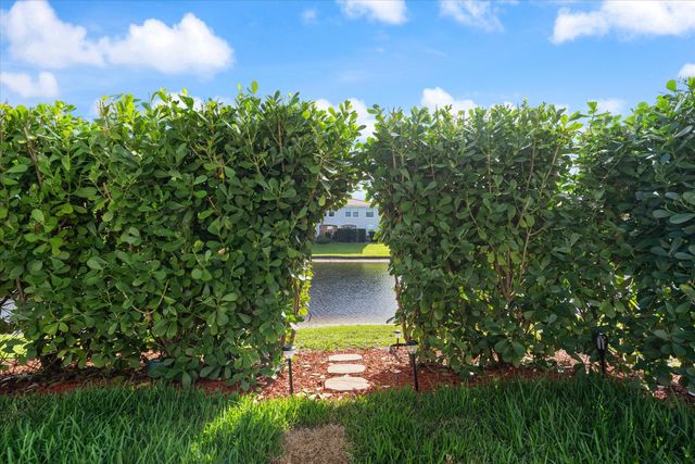 119 Gramercy Square Drive, Delray Beach, FL 33484