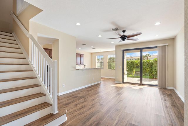 119 Gramercy Square Drive, Delray Beach, FL 33484