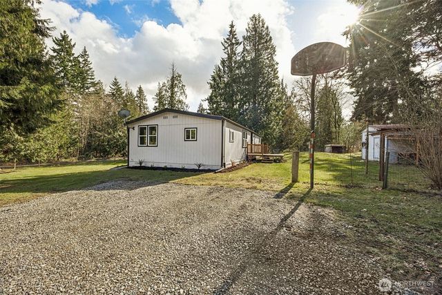 13816 48th Avenue Ct E, Tacoma, WA 98446