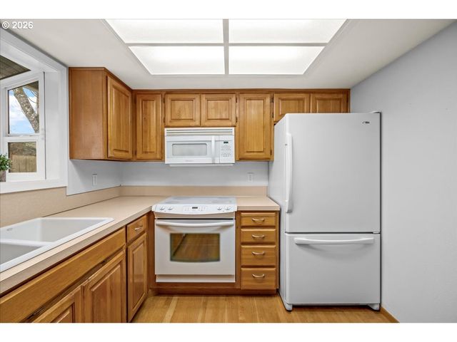 1721 SEQUOIA Ct, Forest Grove, OR 97116