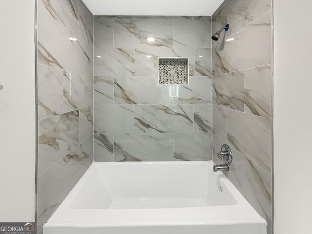 4922 Glenside Court, Stone Mountain, GA 30088