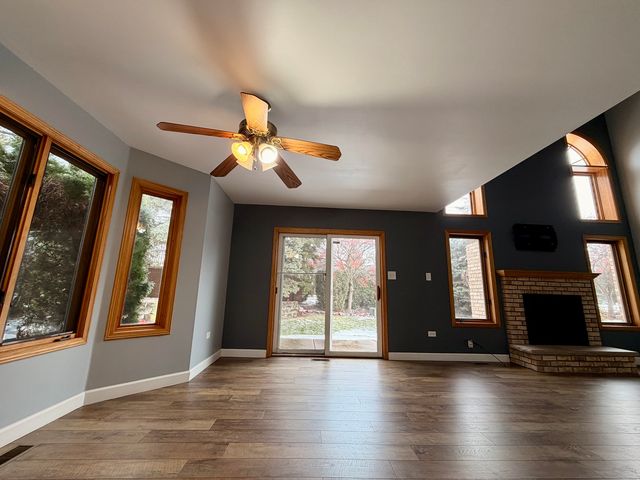 19301 Enclave Lane, Tinley Park, IL 60487