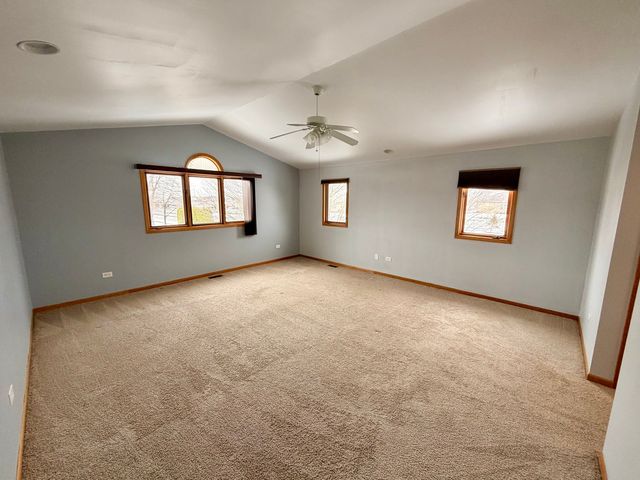 19301 Enclave Lane, Tinley Park, IL 60487