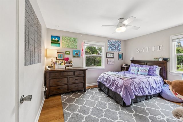 9417 44th Place NE, Seattle, WA 98115