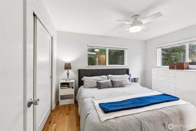 9417 44th Place NE, Seattle, WA 98115