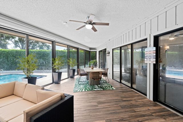 2 Graemoor Terrace, Palm Beach Gardens, FL 33418