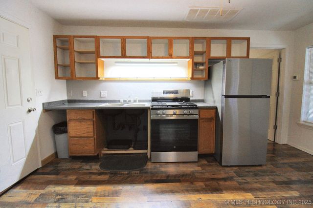 516 W Fox Street, Tahlequah, OK 74464