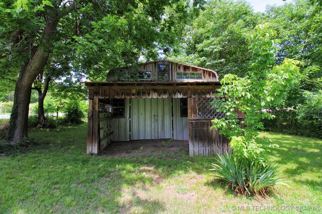 516 W Fox Street, Tahlequah, OK 74464