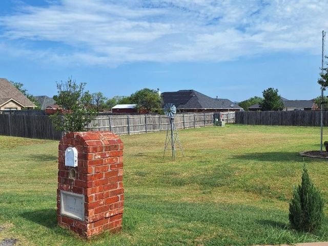7 NW Havenshire Circle, Lawton, OK 73505
