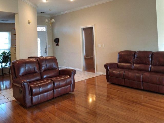 7 NW Havenshire Circle, Lawton, OK 73505