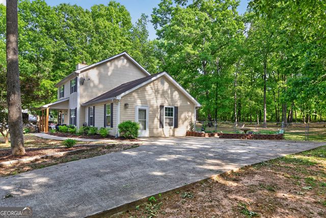 40 Austin Woods Drive, Senoia, GA 30276