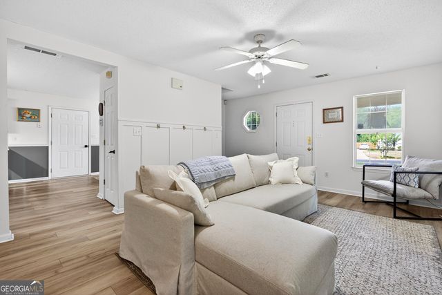 40 Austin Woods Drive, Senoia, GA 30276