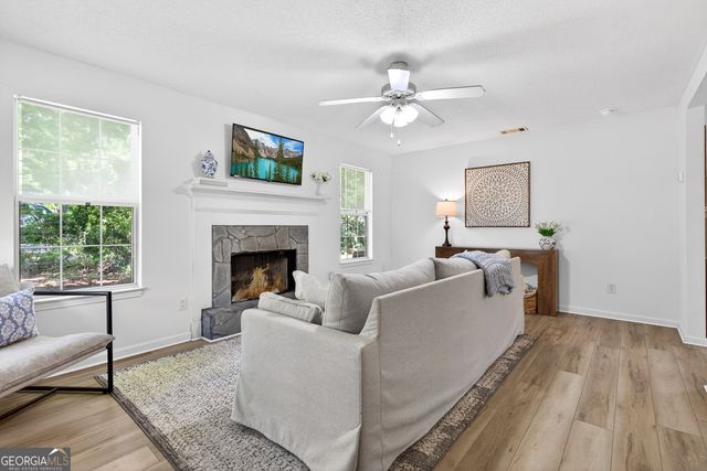 40 Austin Woods Drive, Senoia, GA 30276