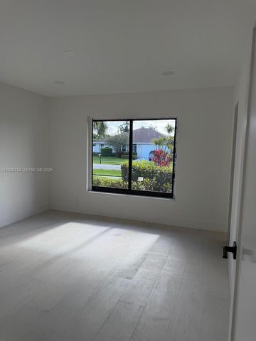 7917 Chula Vista Crescent, Boca Raton, FL 33433