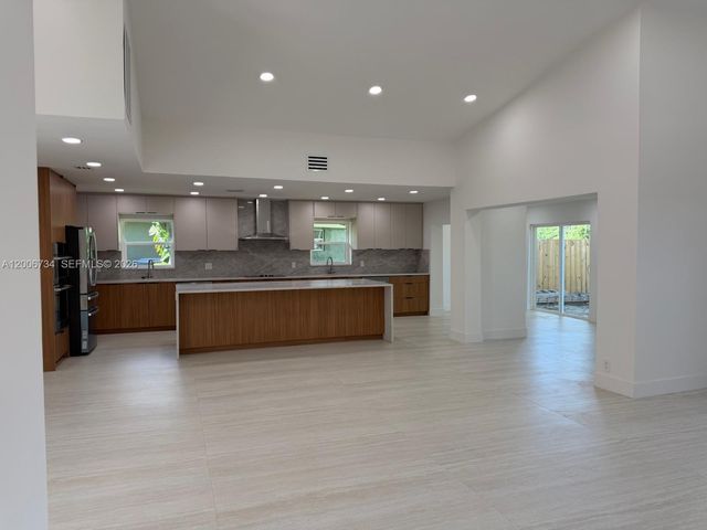 7917 Chula Vista Crescent, Boca Raton, FL 33433
