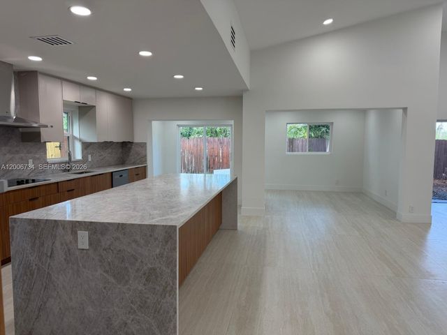 7917 Chula Vista Crescent, Boca Raton, FL 33433