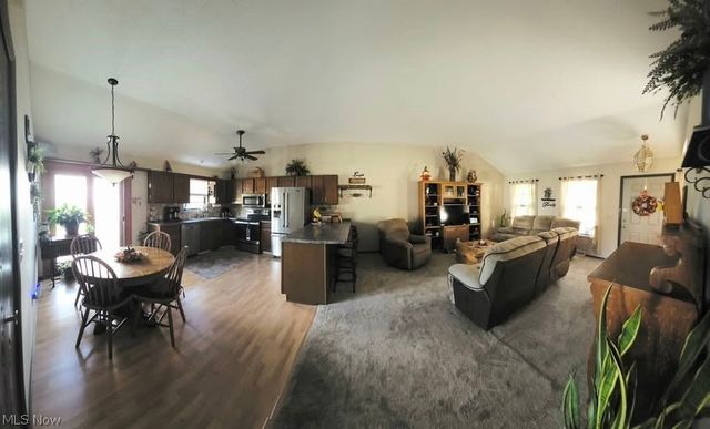 9771 Tannery Way, Olmsted Falls, OH 44138