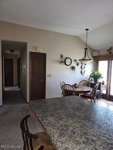 9771 Tannery Way, Olmsted Falls, OH 44138
