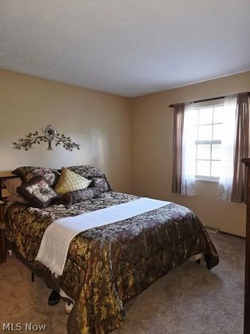 9771 Tannery Way, Olmsted Falls, OH 44138