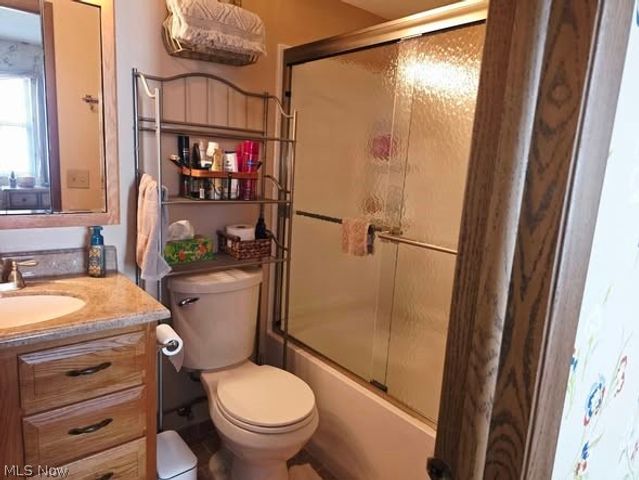 9771 Tannery Way, Olmsted Falls, OH 44138