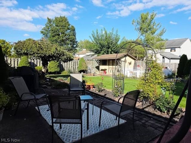 9771 Tannery Way, Olmsted Falls, OH 44138