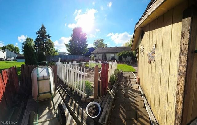 9771 Tannery Way, Olmsted Falls, OH 44138