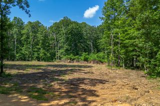 4 Amazing Pl, Summertown, TN 38483